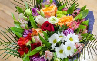 Thrifty Florist Floral Designers Create Beautiful Wedding Anniversary Flower Arrangements